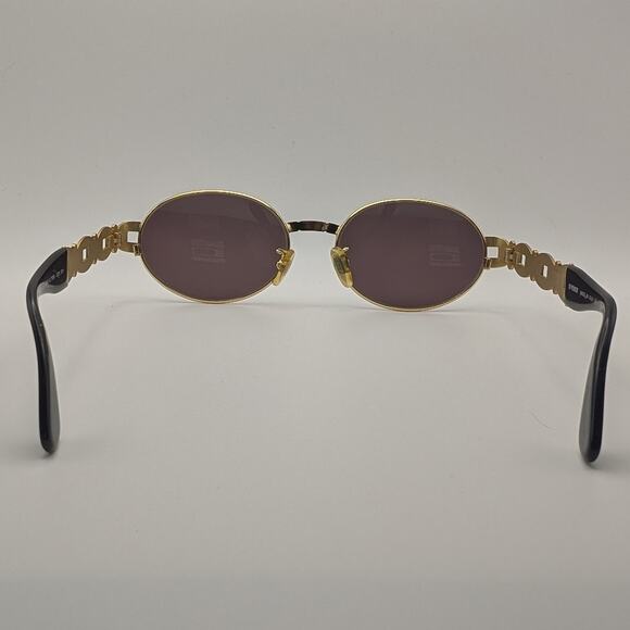 Fendi Vintage Sunglasses SL 7058 with original Softshell Case– Gold & Black main image 4